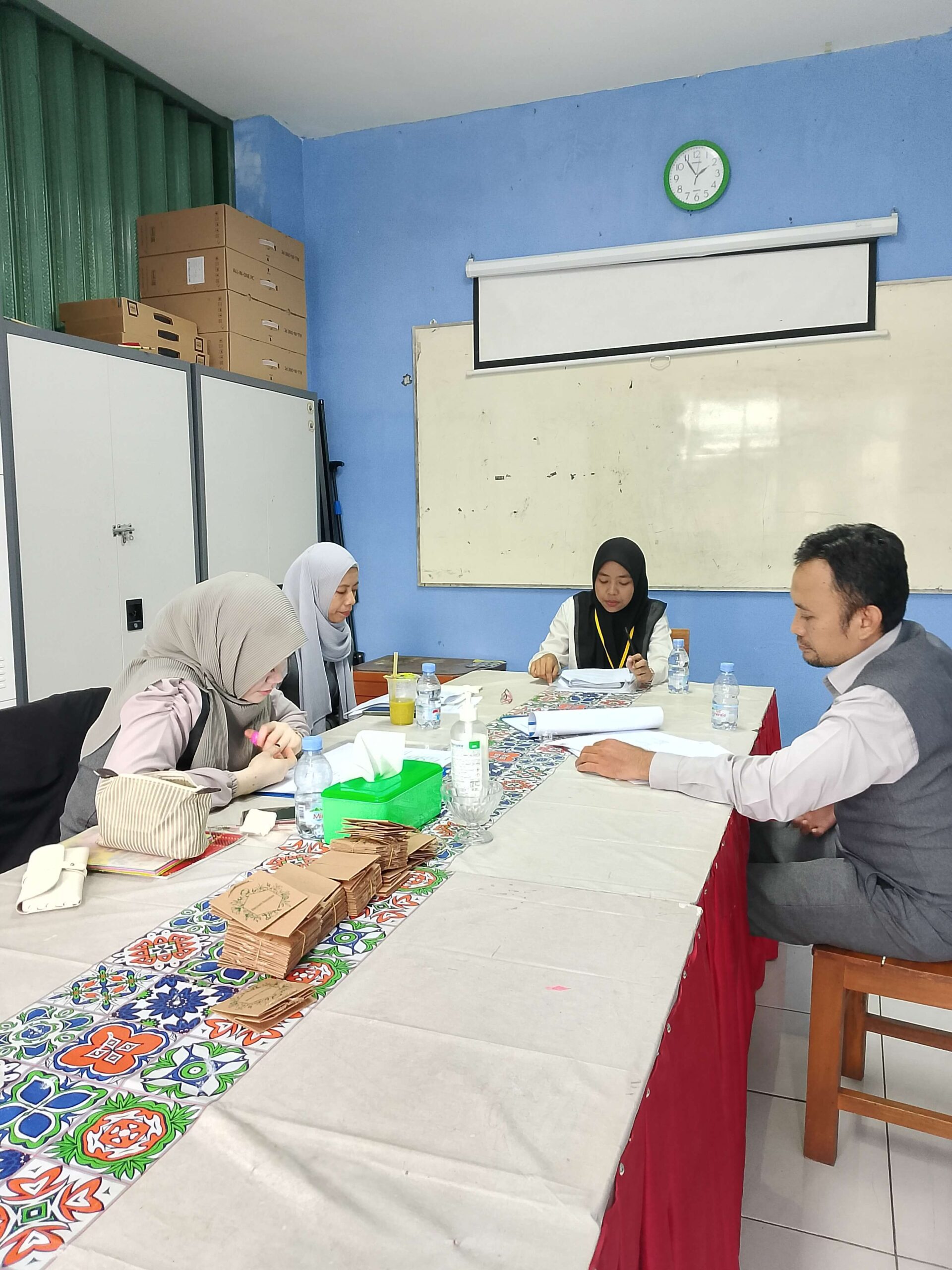 Easy English Centre (EEC)